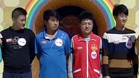 飞跃彩虹第二季 爱心志愿者感动众人顺利闯关