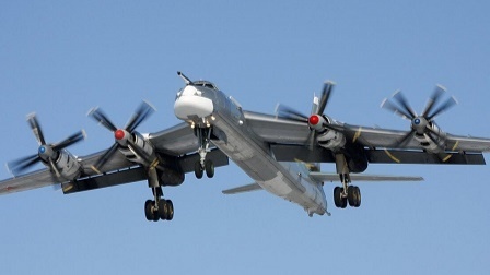 俄罗斯两架核武轰炸机入侵领空，专家：成功为伊朗解围
