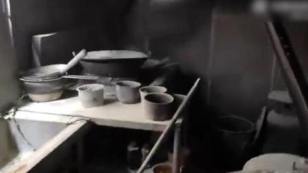 @所有人 厨师烹饪小龙虾忘关火离开灶台引燃店铺