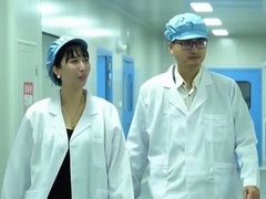 谢谢你来了2025 丈夫放弃亿万家产支持妻子 奋斗路上一直陪伴