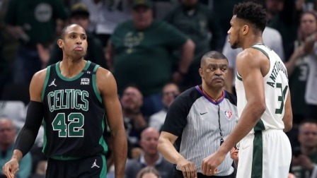 2021-2022赛季NBA集锦 霍福德30+8&末节16分 字母哥34+18 绿军擒鹿2-2