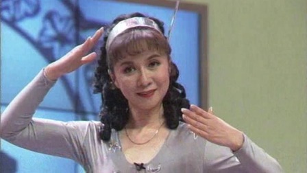 央视1996春晚 蔡明郭达《机器人趣话》，机器人与主人爆笑互动