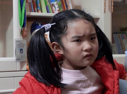 放学后 两个孩子的开心与烦恼