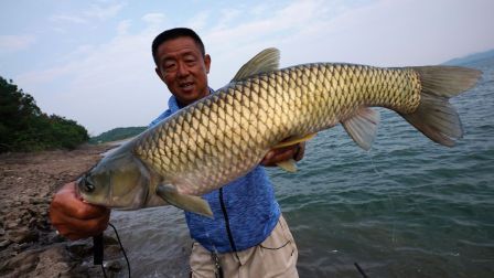游钓中国 第三季 第16集 回到家乡再探万佛湖 手竿远投漂一样玩的飞起