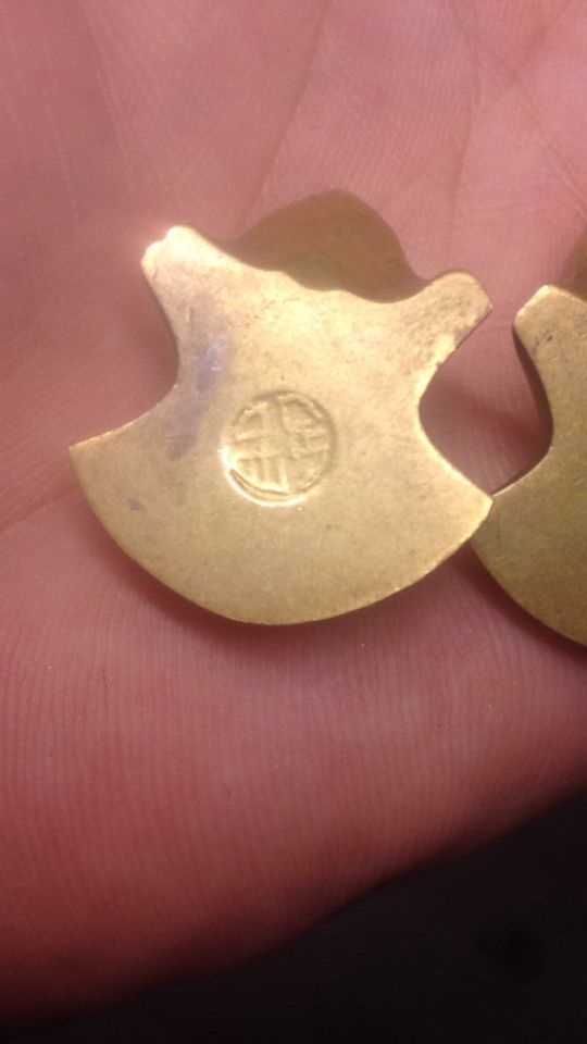 鉴定金蛙真假