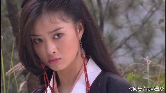 2005年电视剧《仙剑奇侠传》蒋欣首次一人分饰两角女苑和姜婉儿