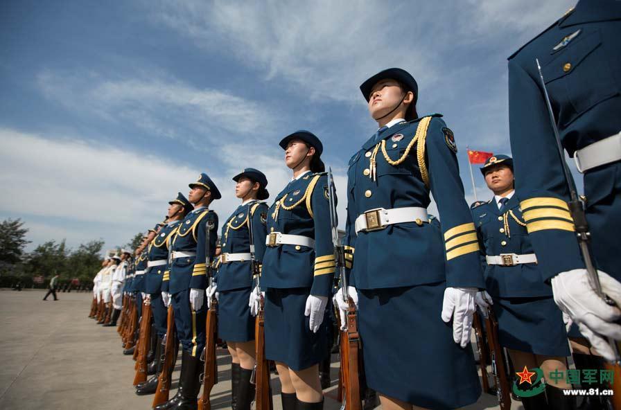 八一前夕:探秘三军仪仗队女兵中队
