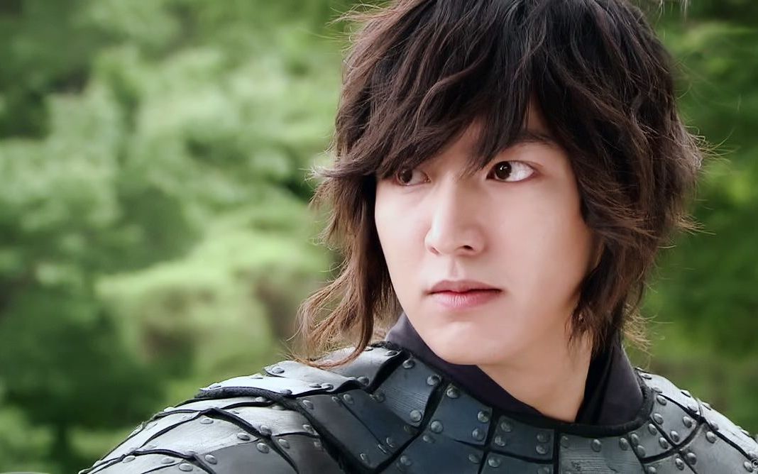 信义 b>李敏镐 /b>打戏剪辑