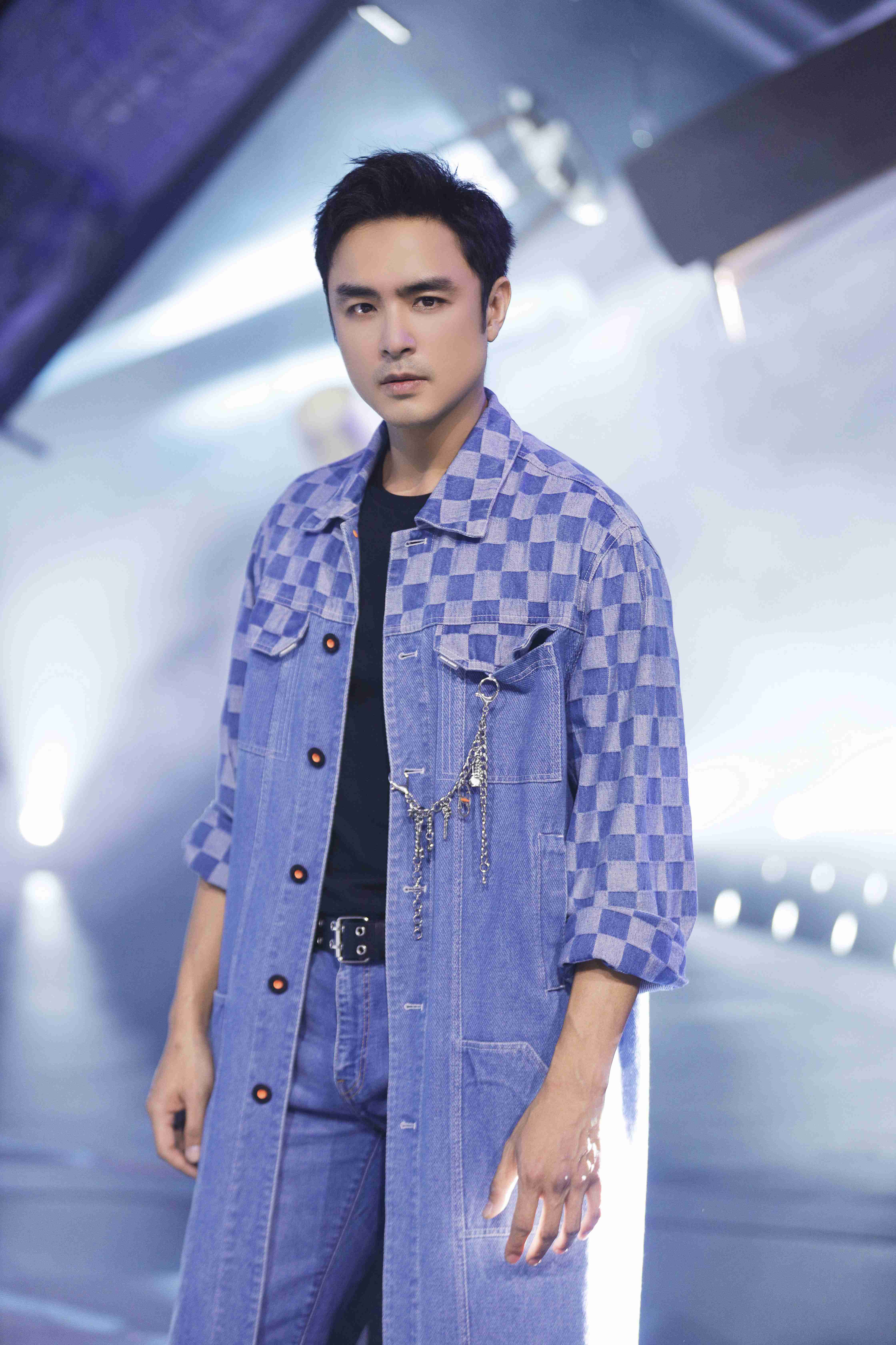 除了《追光》综艺的热播,明道也在其他热播综艺中频频现身,比如每周六