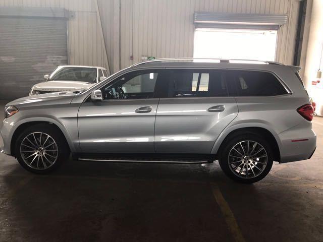 加版奔驰gls450银色现车 天津港加版现车最新行情