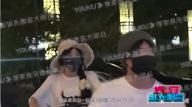 张含韵与小4岁男星恋情曝光？餐厅约会牵手同回酒店