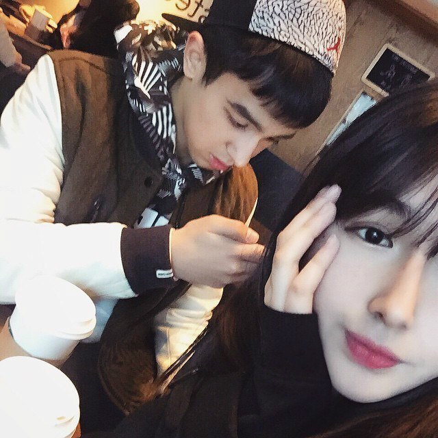 但与网友对阿迪娜的热捧不同,阿尔兰斯曾因为对球迷发飙而让引来争议.