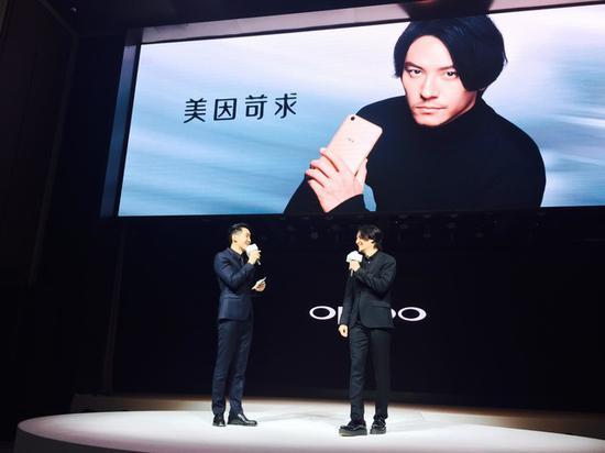 zol编辑于泰国偶遇oppo