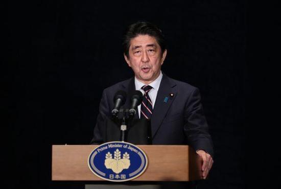 参考消息网9月13日报道 日媒称,日本首相安倍晋三9月12日在