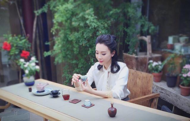 王珞丹为父母变养生达人太暖心