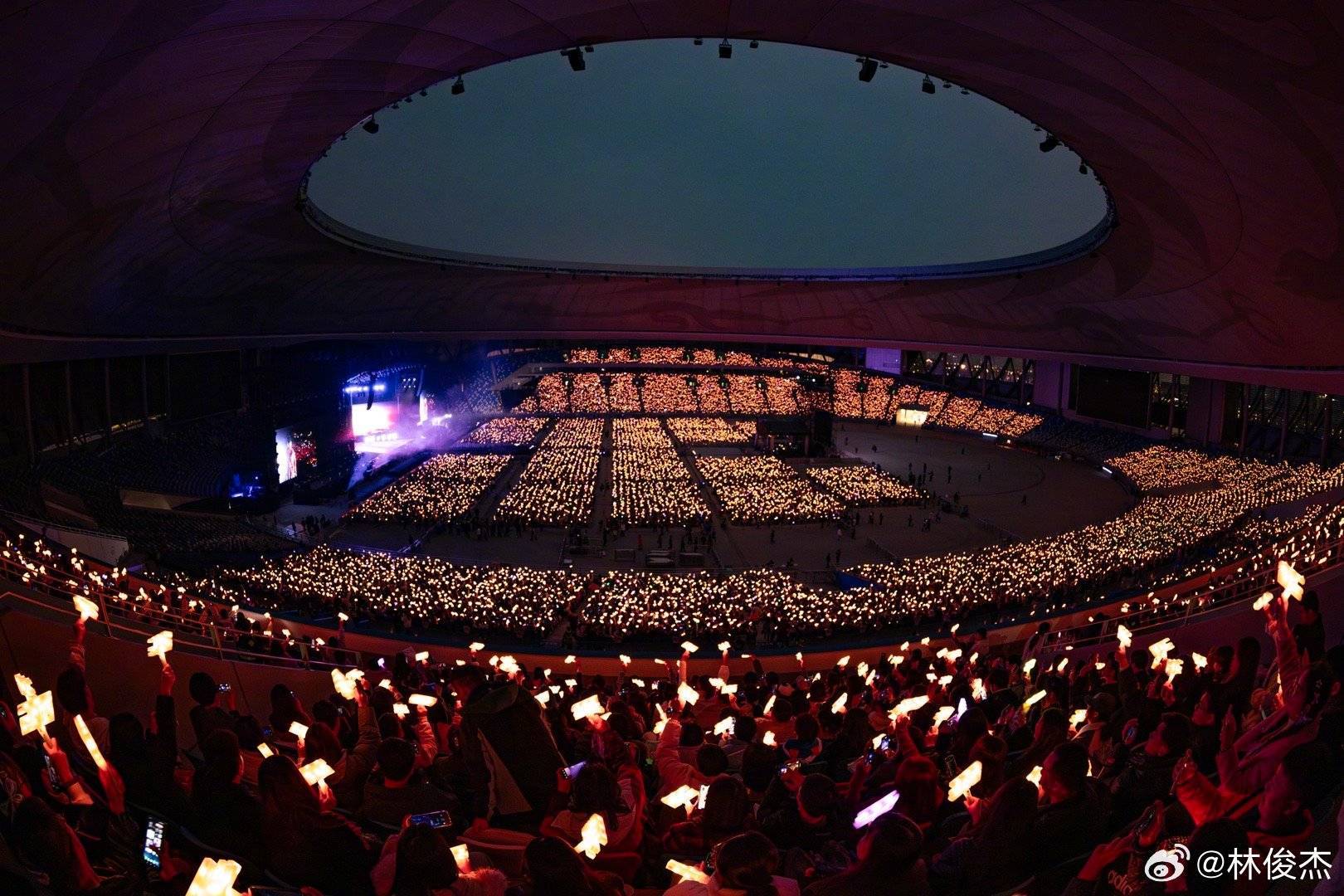 林俊杰JJ20巡演全新“进阶” 成都连唱两晚开启24年度巡演序幕 - 360娱乐,你开心就好
