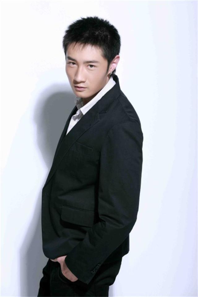 惊,白百何竟出轨,对象是个肌肉猛男