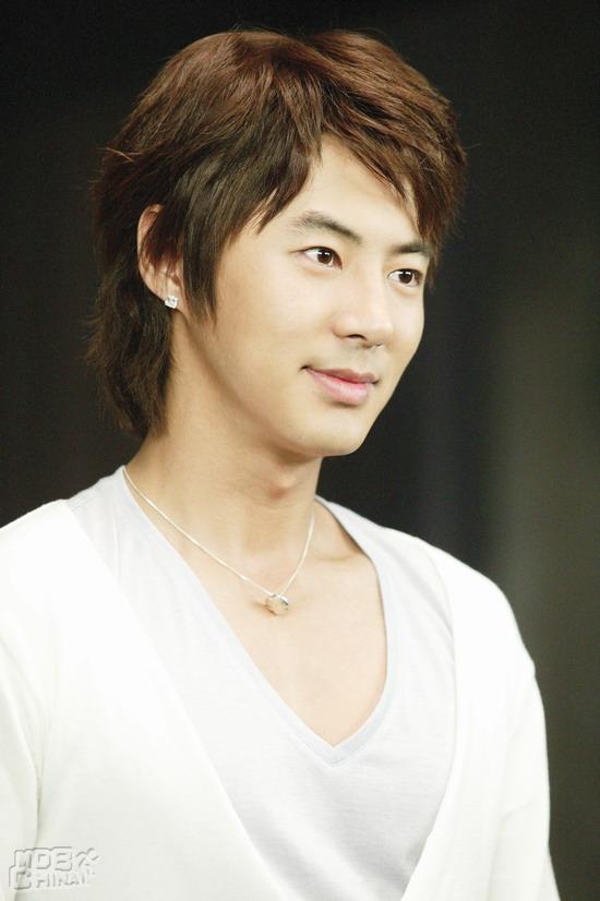 2004年kbs《九尾狐外傳》 主演:junjin,2005年sbs《去海邊吧》 2008年