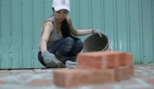 美女水泥工阿雪
